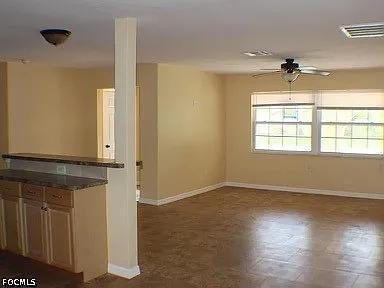 4 bed, 3.0 bath, 2079 sqft, $2,300 — Photo 4