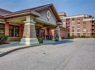 100 Burloak Dr #1201, Burlington, ON