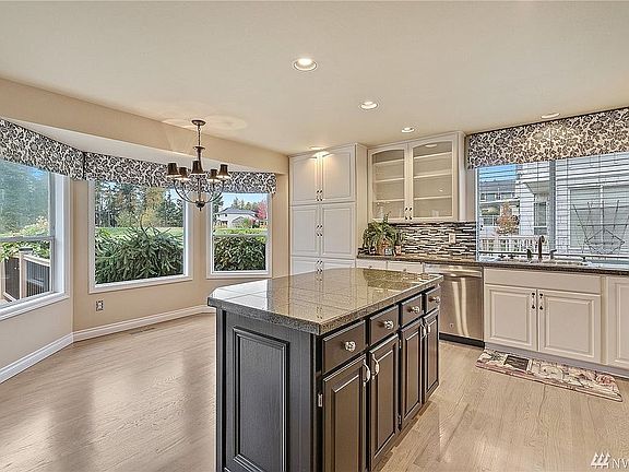 Kitchen Island and Nook