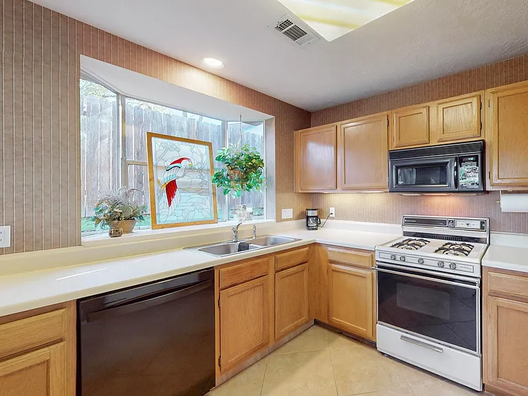 Kitchen 3