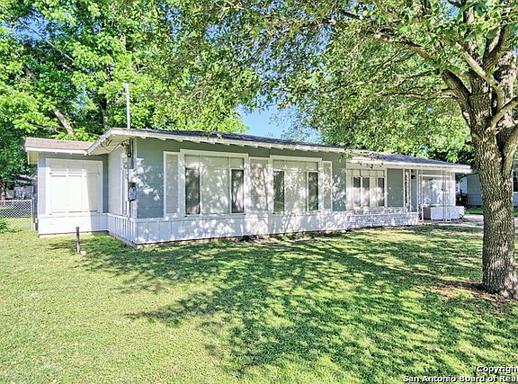 2nd image of 2615 Kaiser Dr