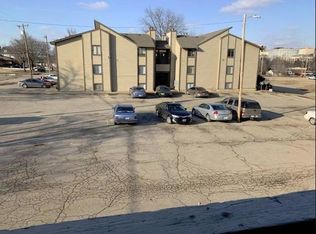 1301 SW Harrison St APT A32, Topeka, KS 66612