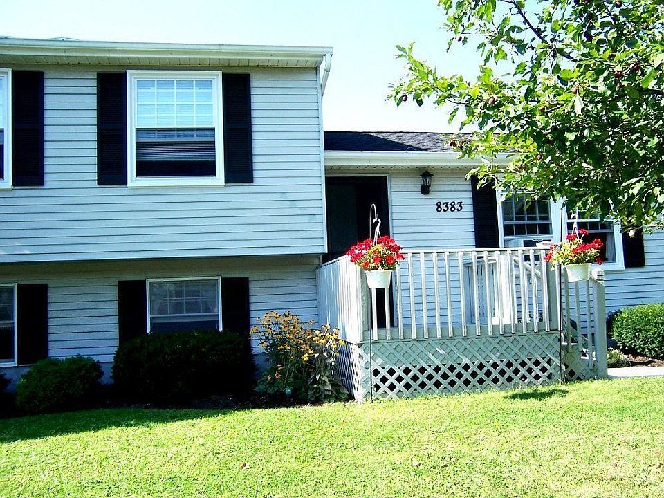 For Sale: 8383 Warbler Way, Liverpool, New York 13090