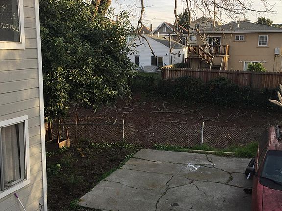 Beautiful Gully = Calm/Nature behind house.