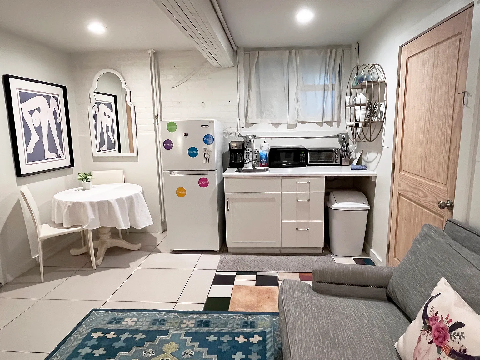 Studio, 500 sqft, $1,600 — Photo 2