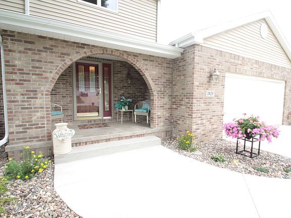 2nd image of 1825 Continental Dr