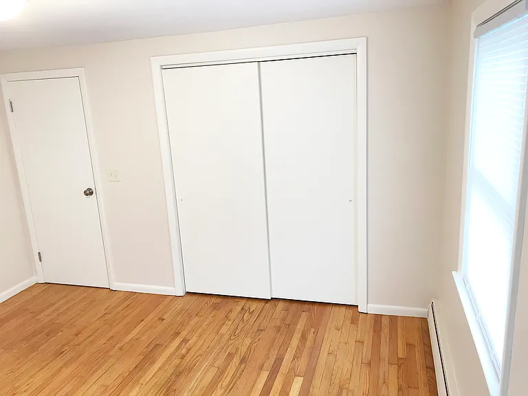 121 Airway Rd — Photo 7