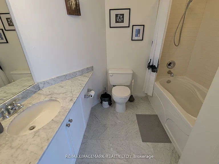 15 Windermere Ave #1803 — Photo 18