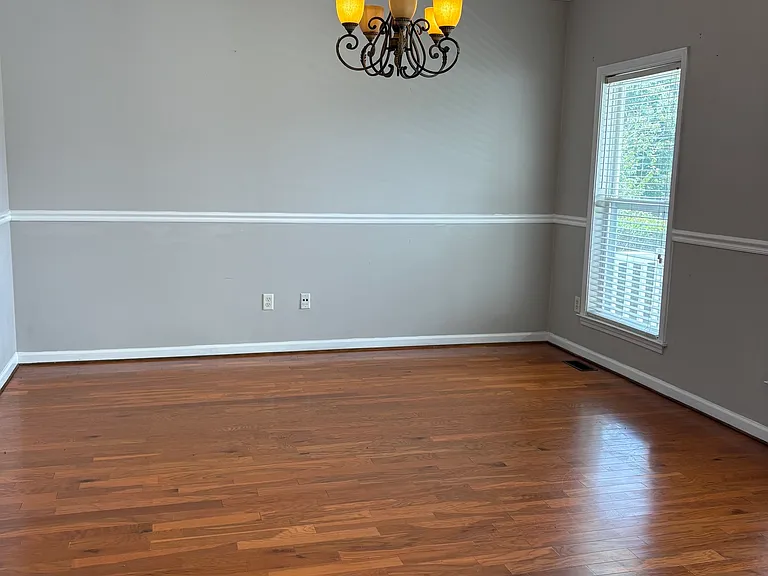 403 Saint Dunstans Ct — Photo 2