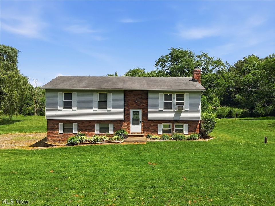1st image of 434 State Rd