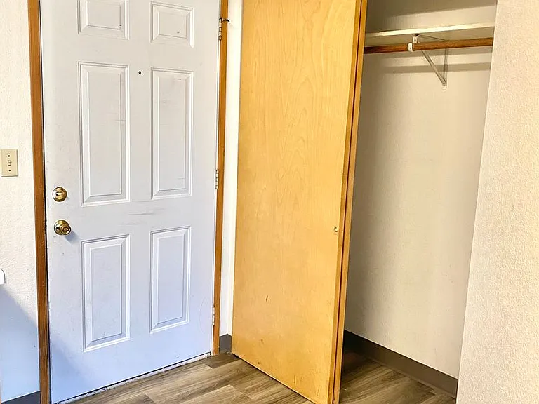 1565 NW Portland Ave — Photo 14
