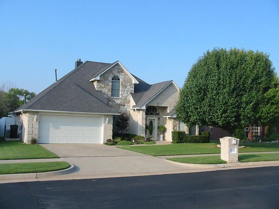 1st image of 6228 NW 132nd St