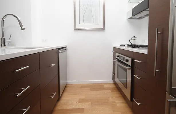 Sold by MNS | media 1