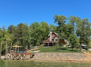 590 Bonnevista Dr, Baneberry, TN 37890