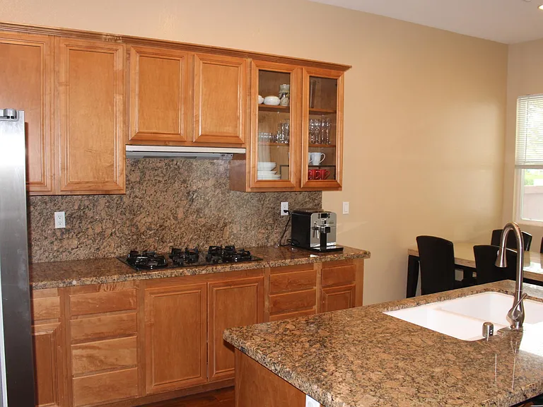 10202 Prairie Springs Rd — Photo 3