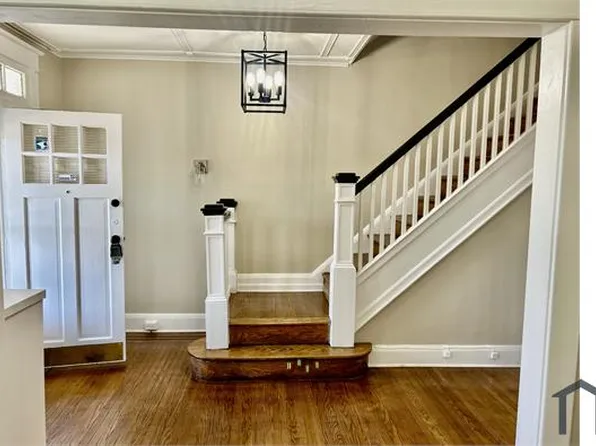 2413 N Pulaski St, Baltimore, MD 21217