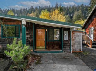 1224 S Water St, Silverton, OR 97381