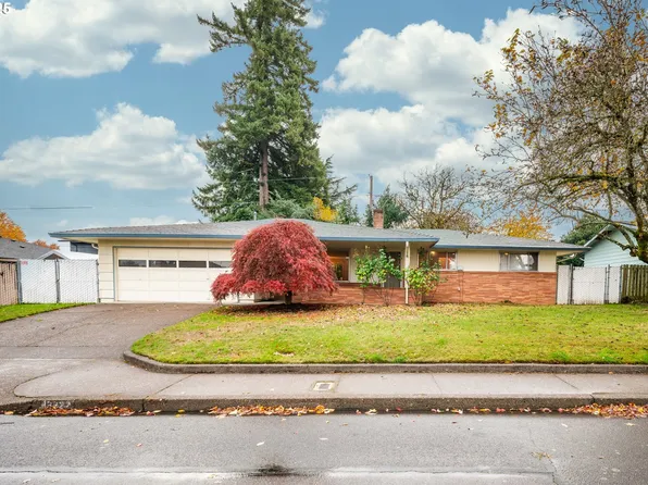 13222 NE Fremont St, Portland, OR 97230