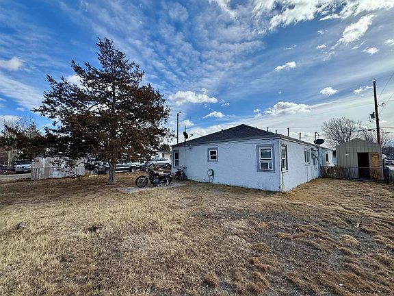 4th image of 4202 & 4204 Cheyenne St