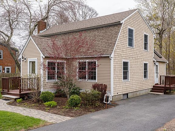 2nd image of 25 Strand Ave