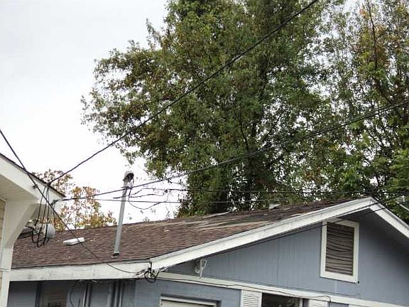 2nd image of 8920 Heaton St