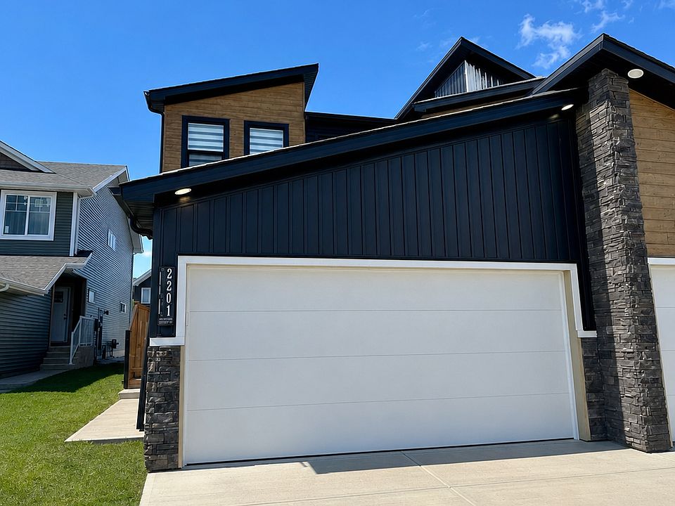 1st image of 2205 Muckleplum Cres SW #2205