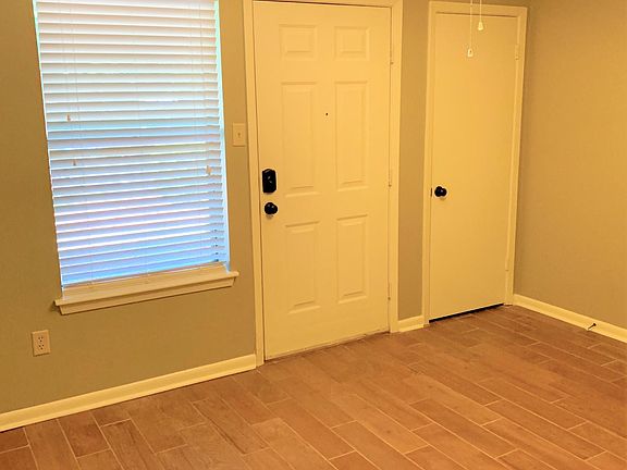 3rd image of 518 E 7th St APT 2
