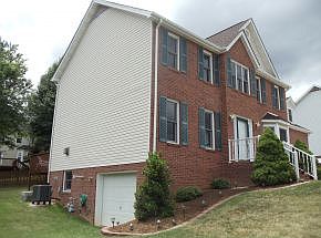 3rd image of 303 Green Valley Dr
