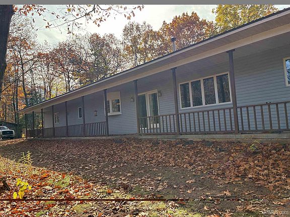 2nd image of 46409 Green Acres Rd