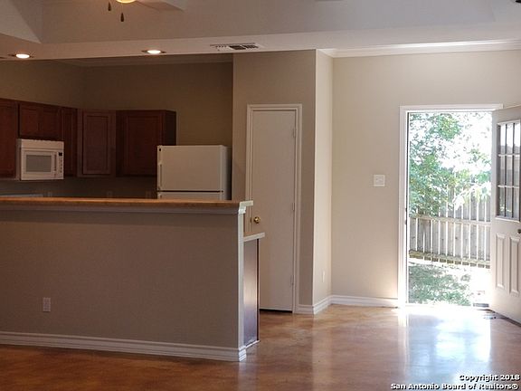 5th image of 5010 Summit Wood APT 1