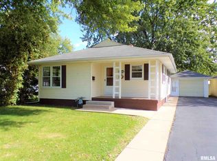 1301 S Pearl St, Galesburg, IL 61401