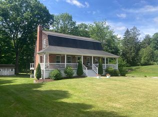 37 Valleyview Dr, Middlefield, CT 06455