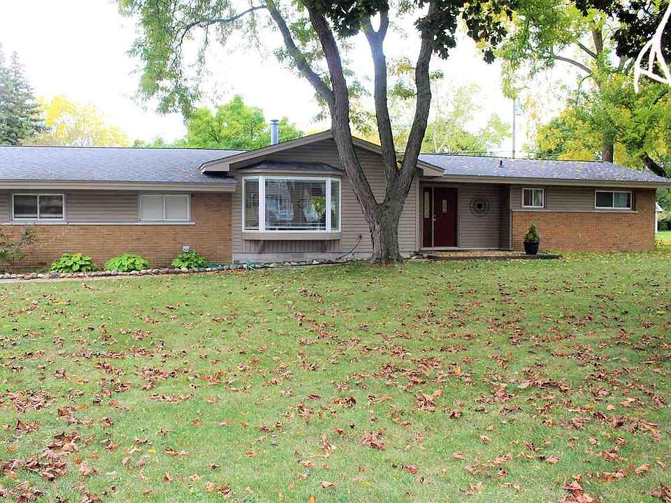 1st image of 246 E Lovell Ave