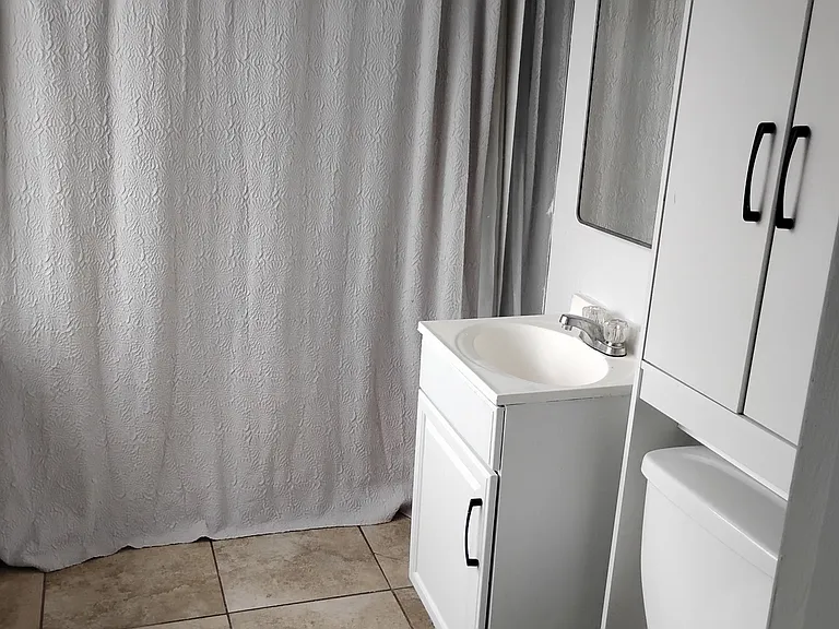 1333 W Taylor St #D — Photo 1
