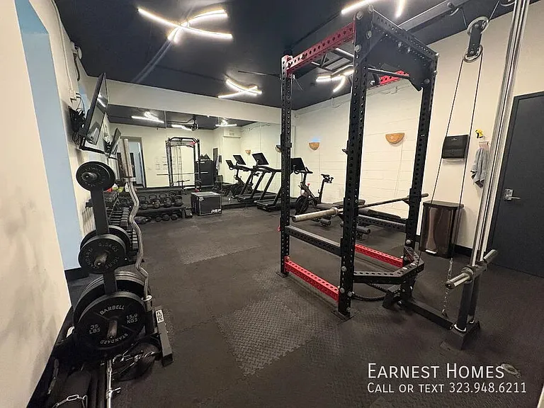 1010 N Kings Rd #310 — Photo 17