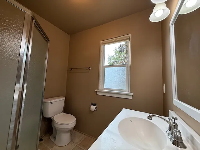 4006 N Addison St — Photo 8