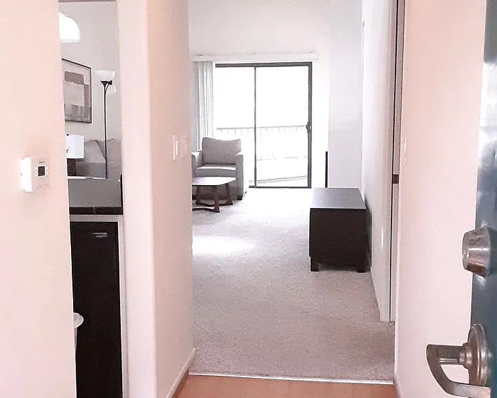 Portofino Place Apartments — Photo 6
