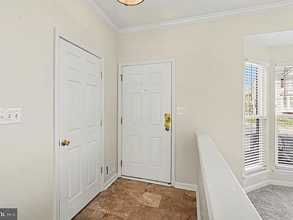 5th image of 359 Snyder Ln