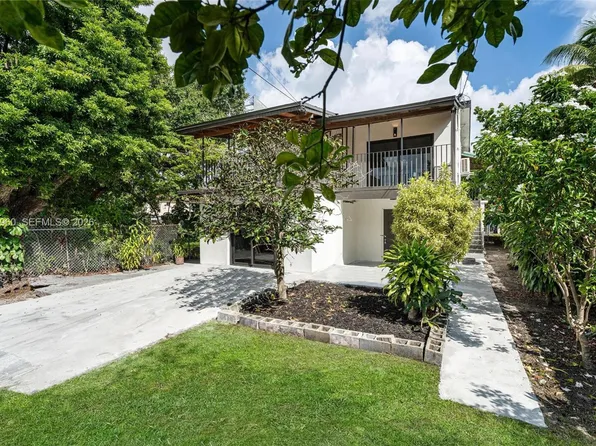 1523 NW 38th St, Miami, FL 33142