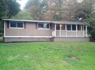 264 W Grantville Rd, Grantville, GA 30220