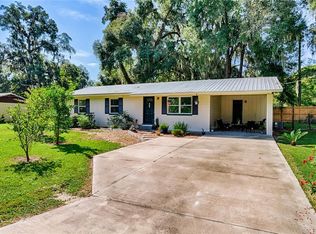 26429 SW 4th Rd, Newberry, FL 32669