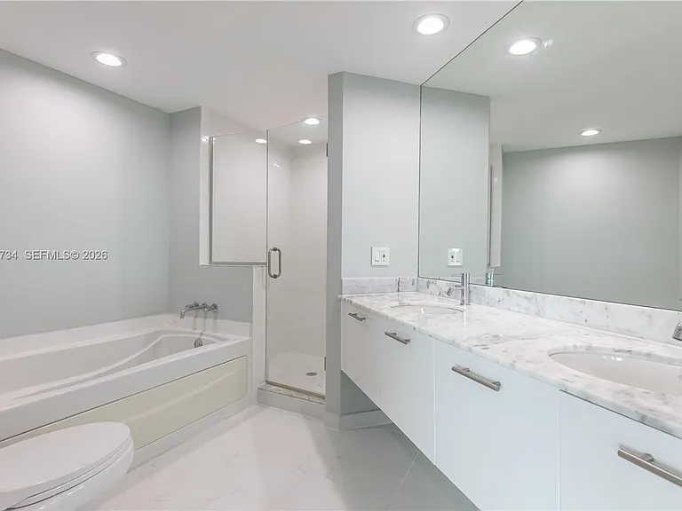 500 Brickell Ave #1801 — Photo 15