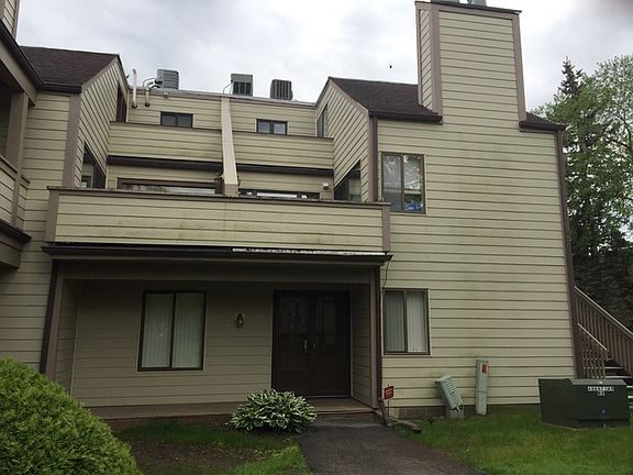 2nd image of 3310 Berwyn Ave Unit 112