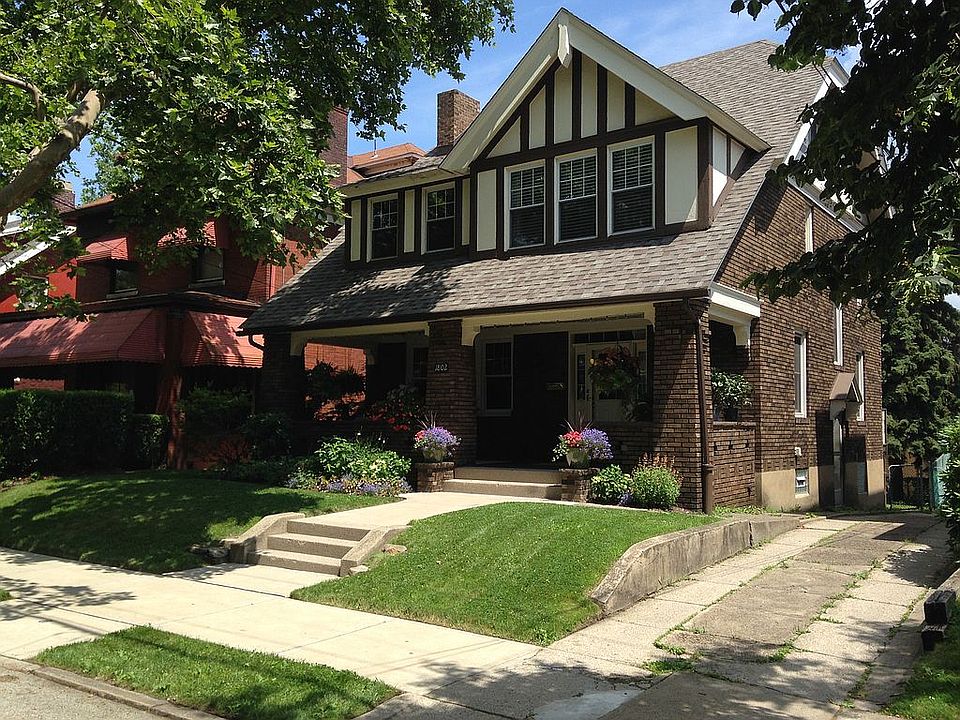 Beutifully restored 1923 hom