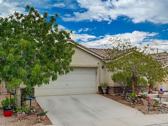 2nd image of 6010 Sierra Medina Ave