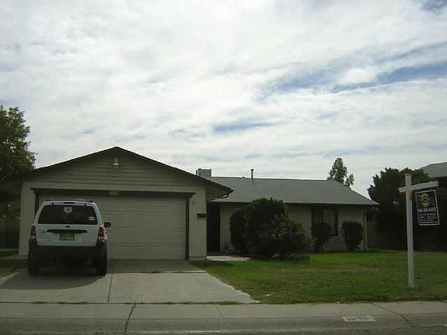 1st image of 1045 W CARTER Drive