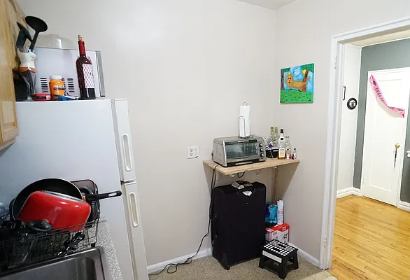 Rented by Karten & Lowe New York Real Estate LLC | media 12