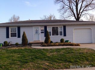 424 Montclaire Ave, Edwardsville, IL 62025