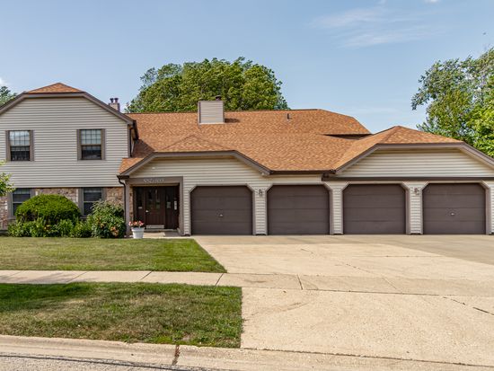 686 Hapsfield Ln #686, Buffalo Grove, IL 60089