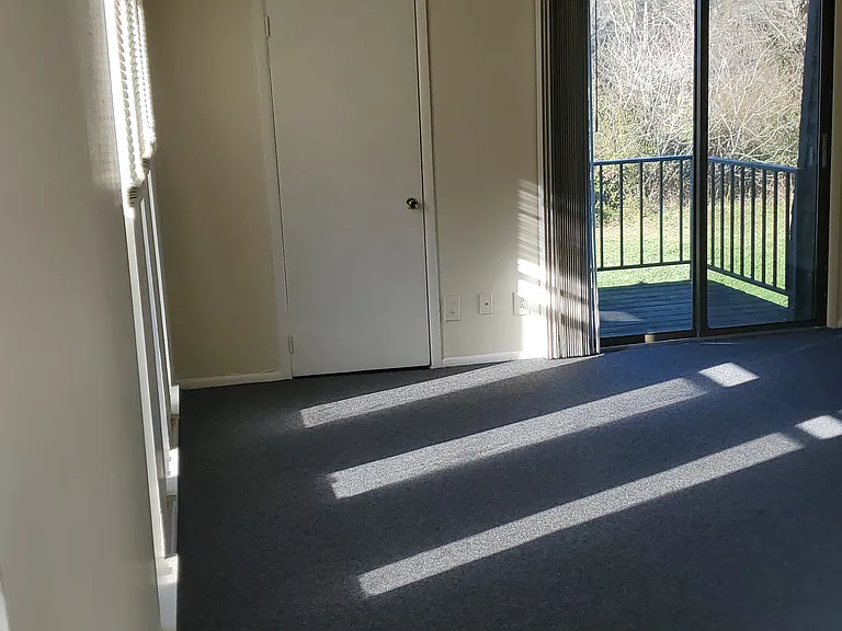 220 Cookstown New Egypt Rd #8 — Photo 4
